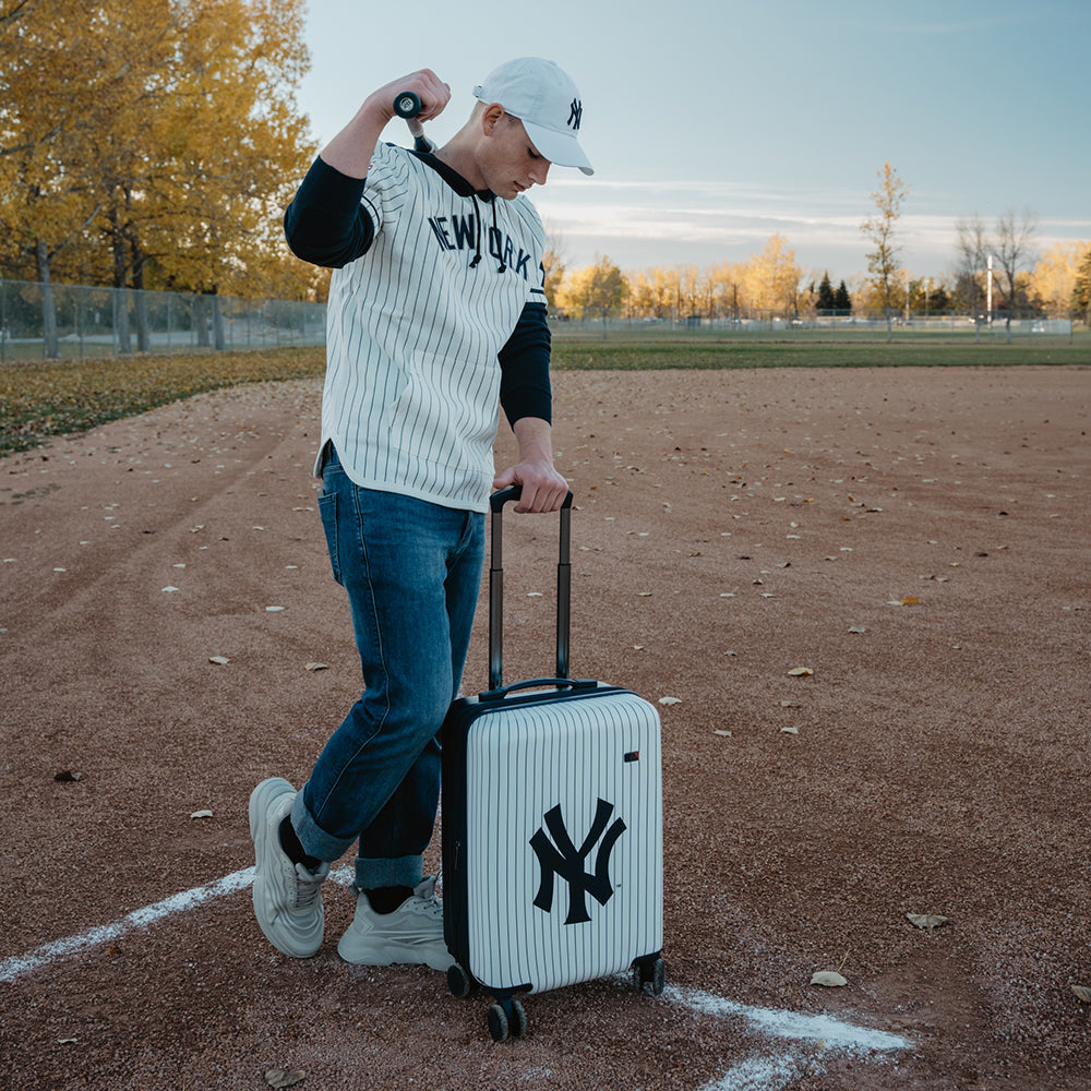 MLB 21 Inch Luggage - New York Yankees