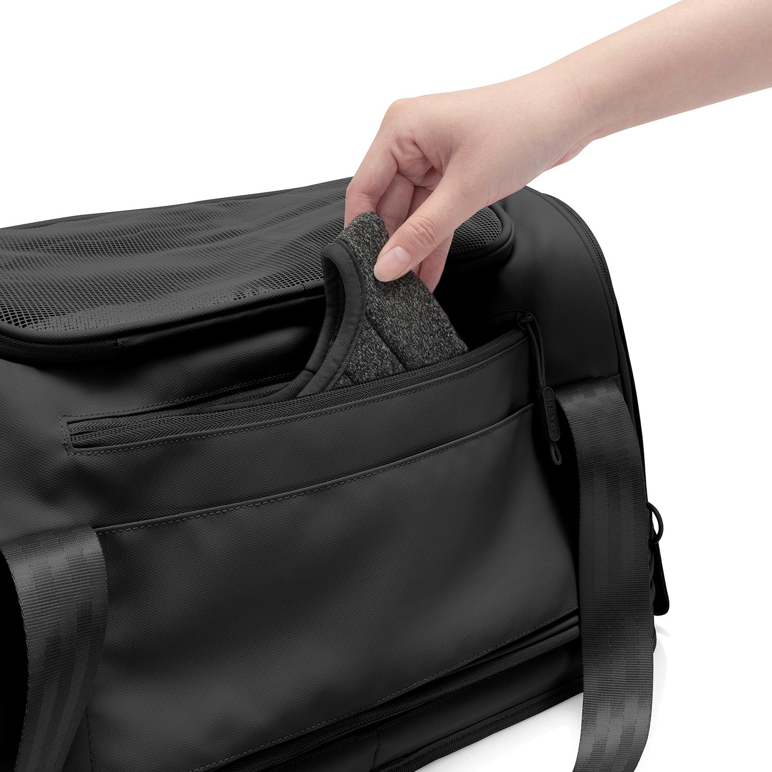 Pawsenger Pet Carrier - Black | Airline Approved - (PRE-ORDER SHIPPING MID AUGUST)