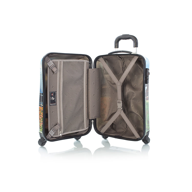 Wonders of the World 21.5 Inch Carry On Fashion Spinner®