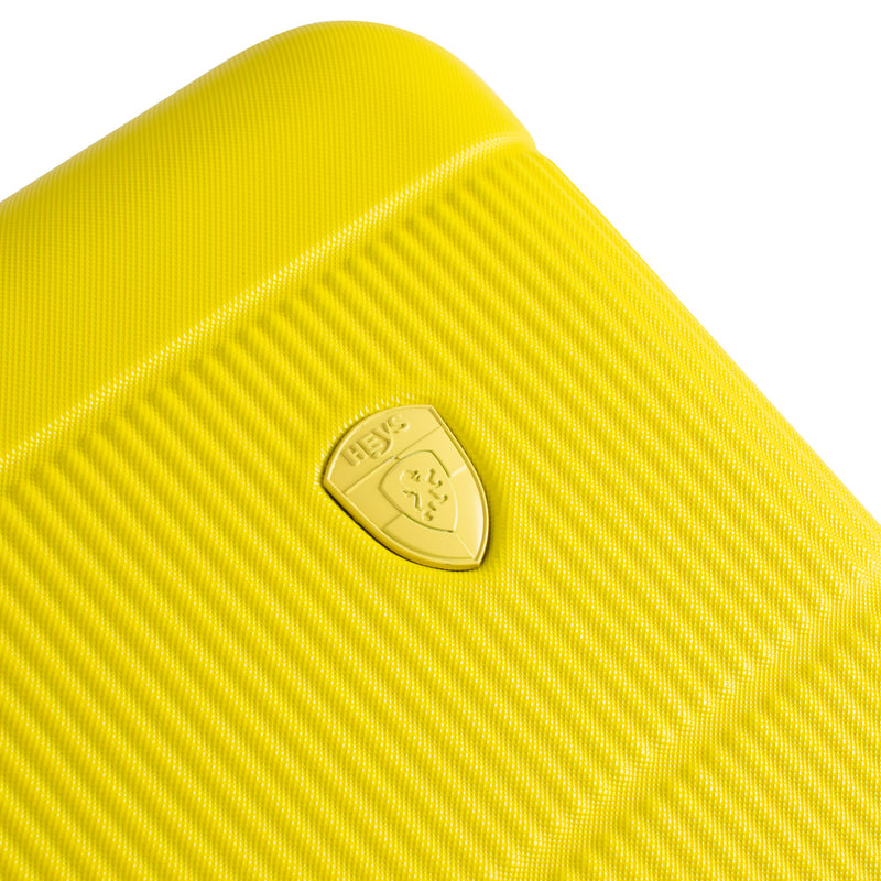 Glo 26" Luggage Close Up| Carry On luggage