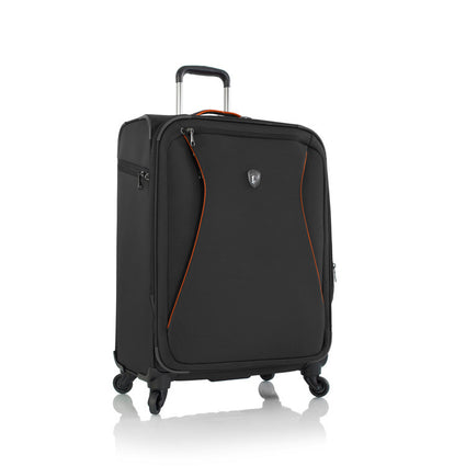 Helix 26" Softside Spinner Luggage black front qrt | Lightweight Luggage